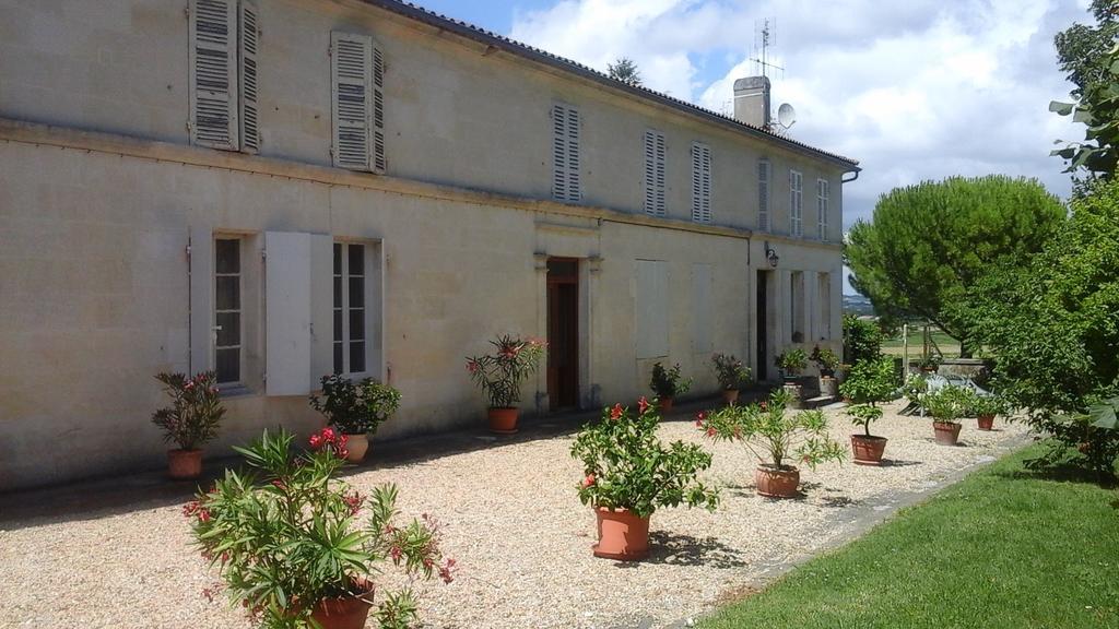 Le Vieux Noyer Bed & Breakfast Saint-Maurice-de-Tavernole Exterior photo